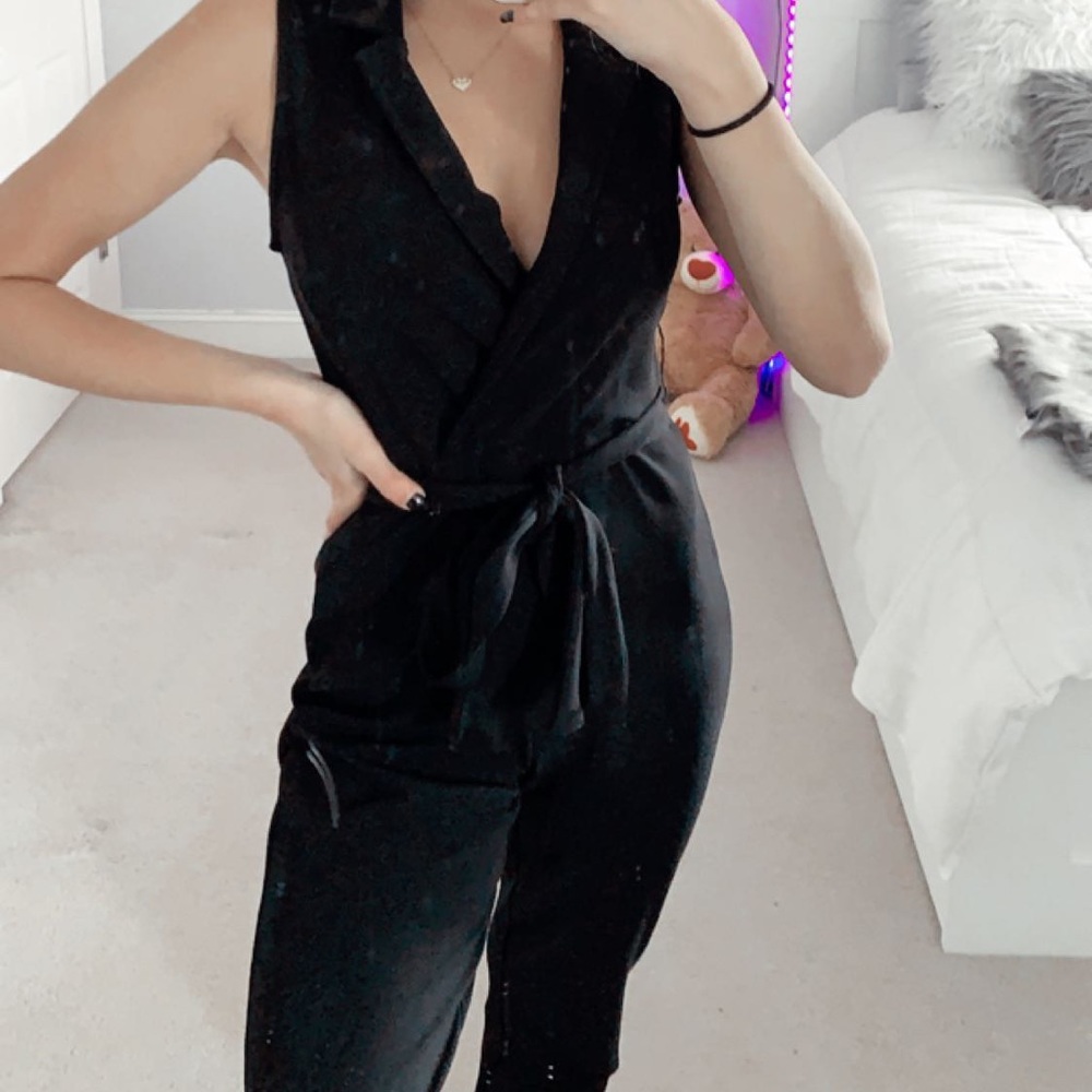 black JUMPSUIT